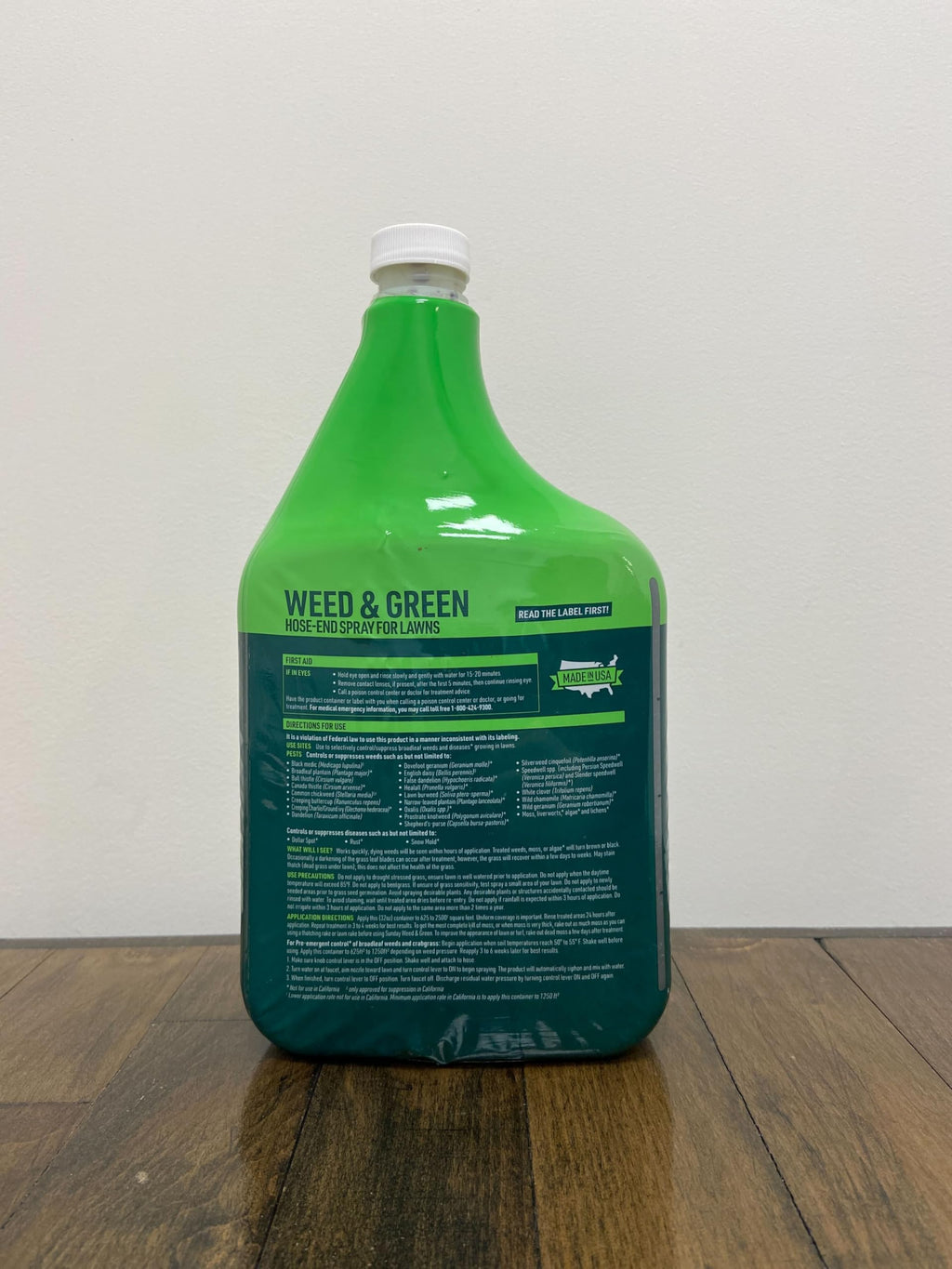 32oz 2-Pack Lawn Weed Killer & Greening Kit U74320